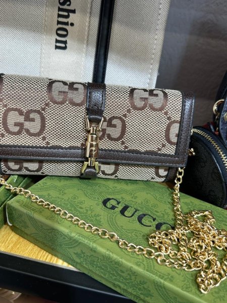 جزدان ماركة Gucci