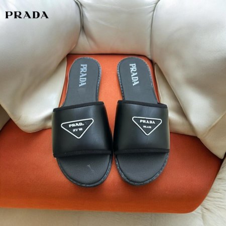 سلبر ماركة Prada ستاتي - أسود