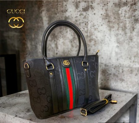 شنطة Gucci ستاتي - أسود